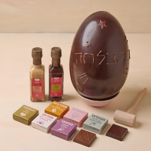 Chocolate surprise egg for adults
